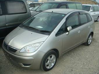 2005 Mitsubishi Colt Plus Photos