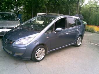 2005 Mitsubishi Colt Plus Photos