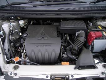 2006 Mitsubishi Colt Plus Photos