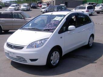 2006 Mitsubishi Colt Plus Images