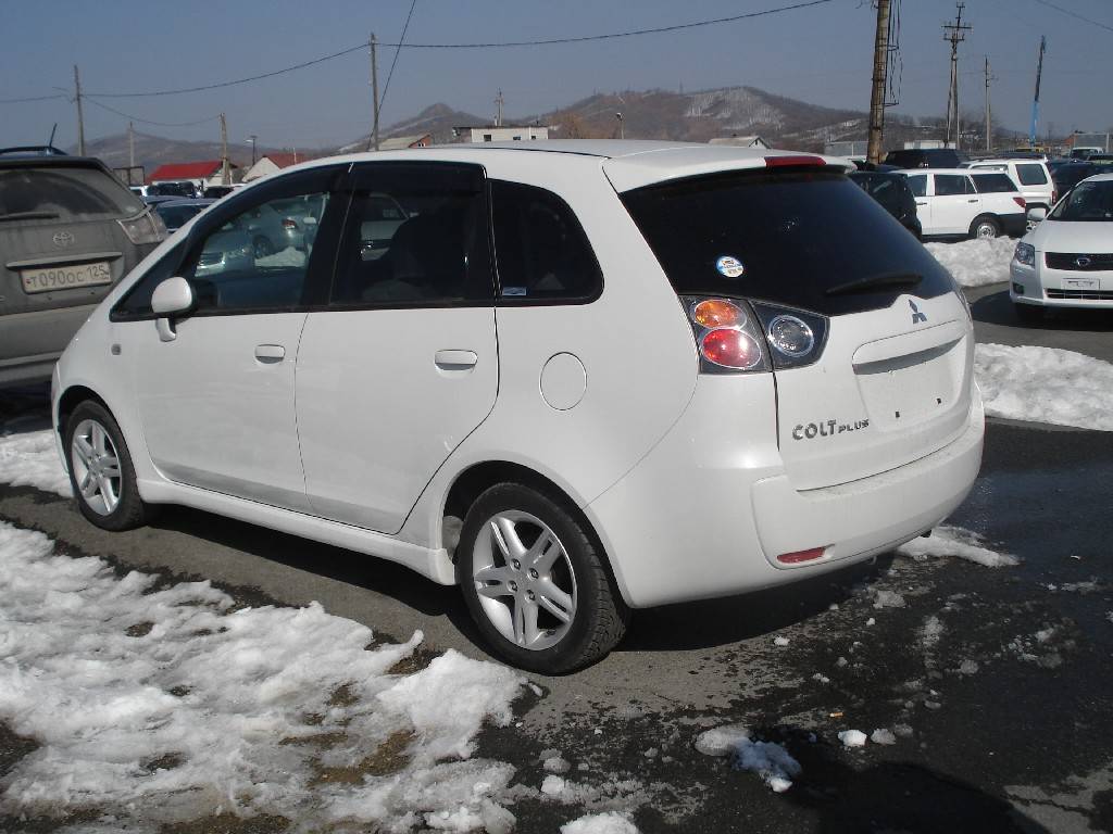 2010 Mitsubishi COLT PLUS specs, Engine size 1.5l., Fuel