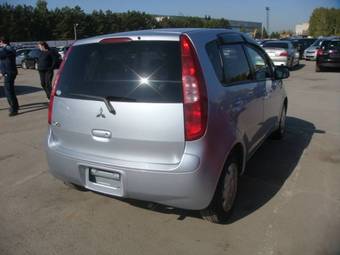 2002 Mitsubishi Colt Wagon Photos