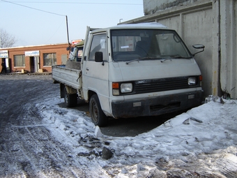 1988 Mitsubishi Delica