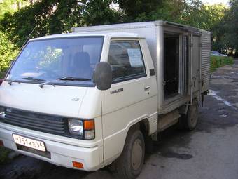 1988 Mitsubishi Delica