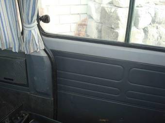 1989 Mitsubishi Delica Pictures