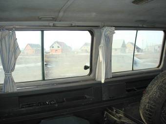 1989 Mitsubishi Delica Pictures