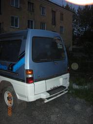 1989 Mitsubishi Delica Pictures