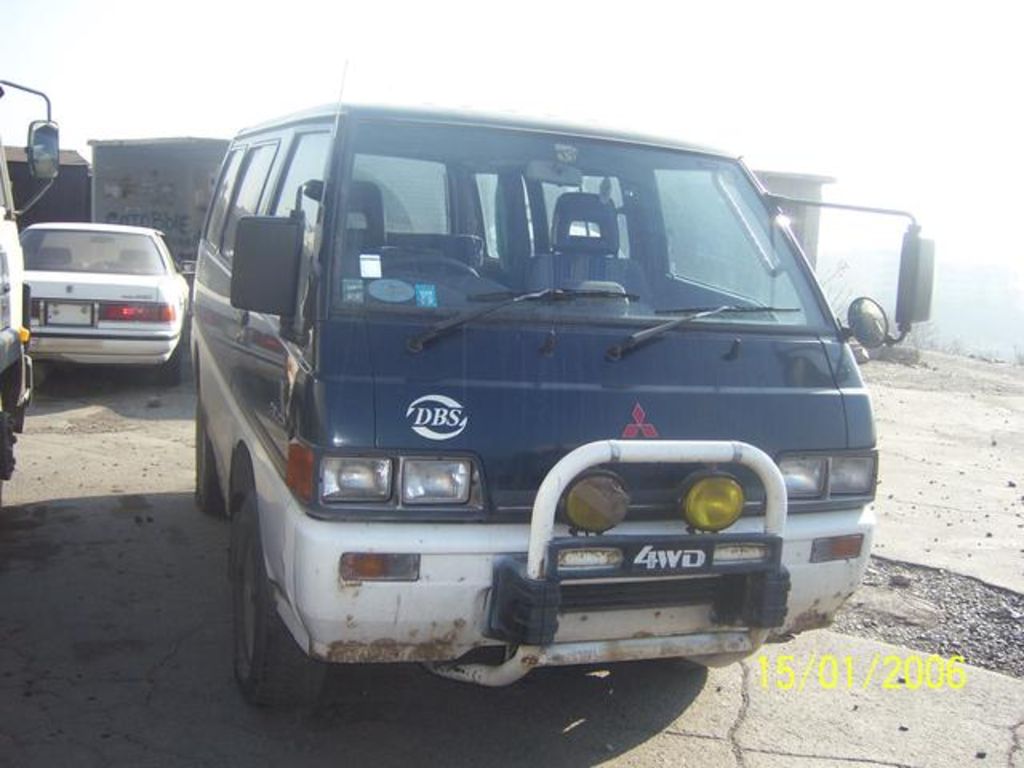 1990 Mitsubishi Delica