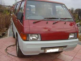 1990 Mitsubishi Delica