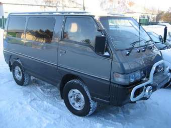 1990 Mitsubishi Delica Pics