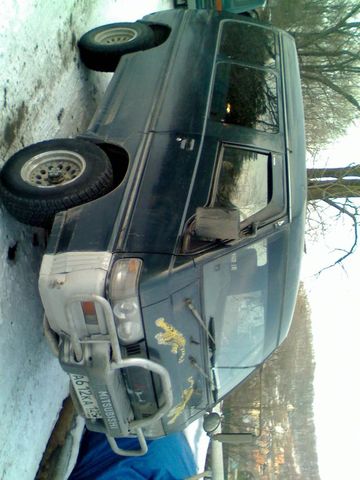 1990 Mitsubishi Delica