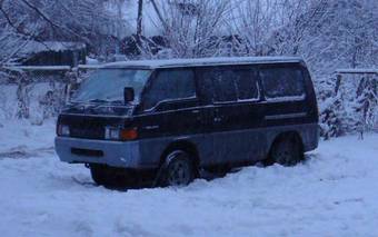 1990 Mitsubishi Delica Pictures