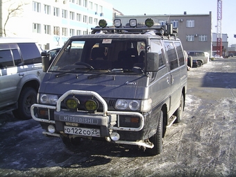 1991 Mitsubishi Delica