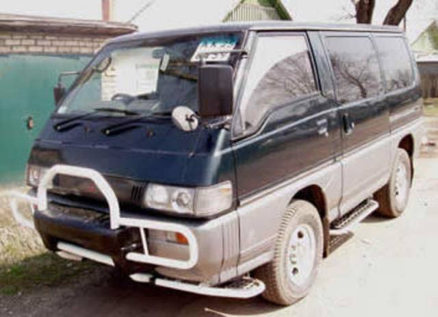 1991 Mitsubishi Delica