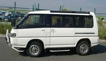 1991 Mitsubishi Delica Photos