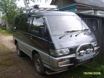 1991 Mitsubishi Delica Photos