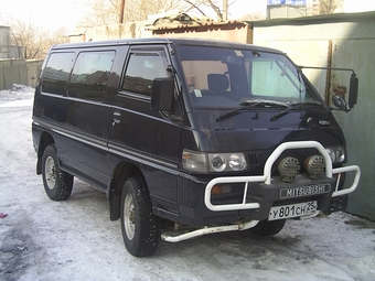 1992 Mitsubishi Delica