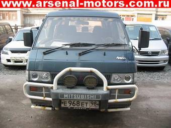 1992 Mitsubishi Delica Images