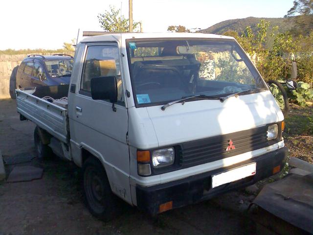 1992 Mitsubishi Delica