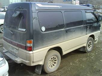 1992 Mitsubishi Delica Photos