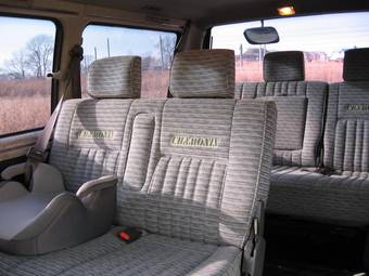 1992 Mitsubishi Delica Images