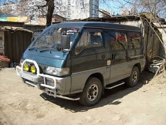 1992 Mitsubishi Delica Wallpapers