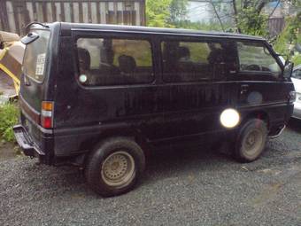 1992 Mitsubishi Delica Photos
