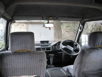 1992 Mitsubishi Delica Photos