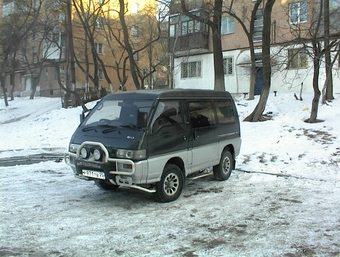 1993 Mitsubishi Delica