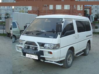 1993 Mitsubishi Delica