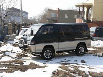 1993 Mitsubishi Delica