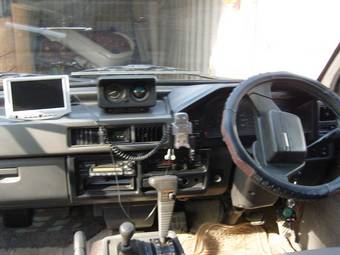 1993 Mitsubishi Delica Photos