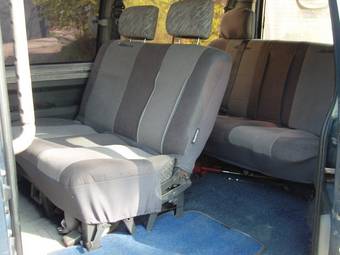 1993 Mitsubishi Delica Photos