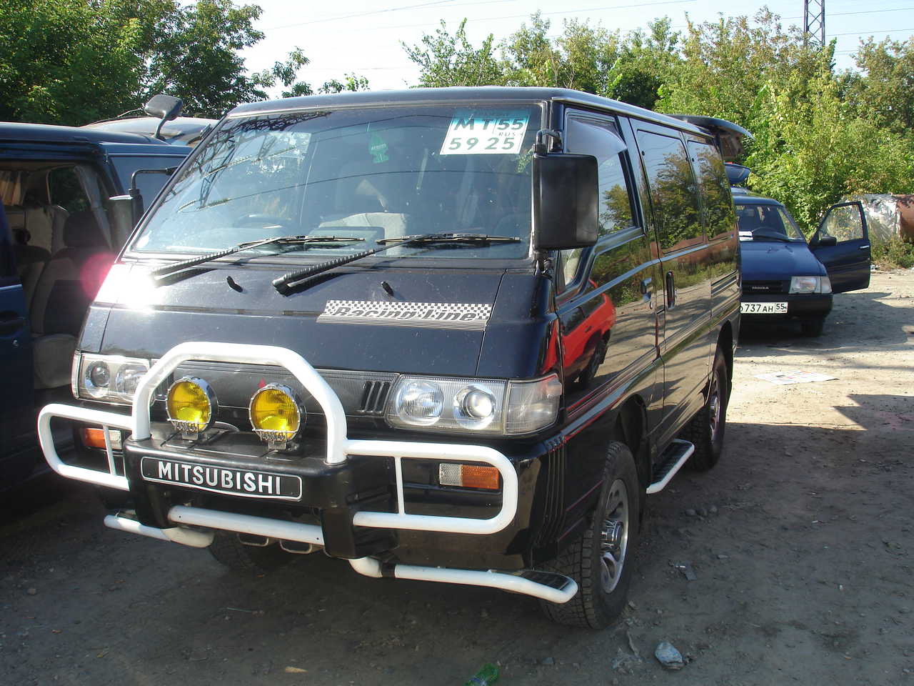 1993 Mitsubishi Delica