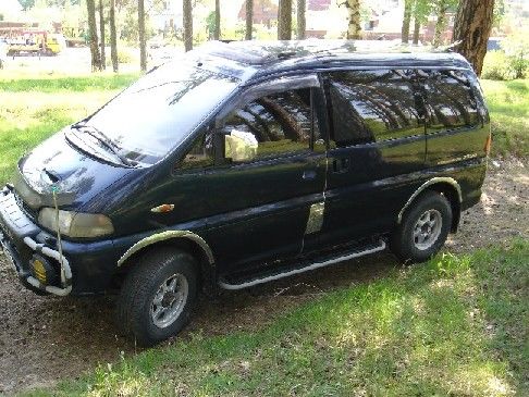 1994 Mitsubishi Delica