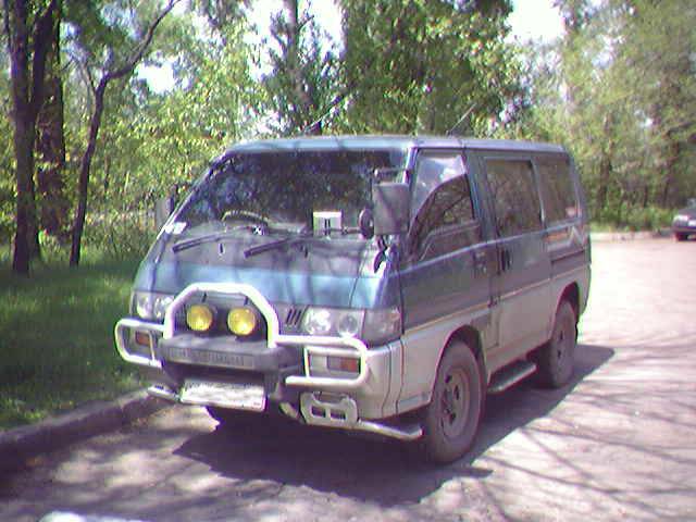 1994 Mitsubishi Delica