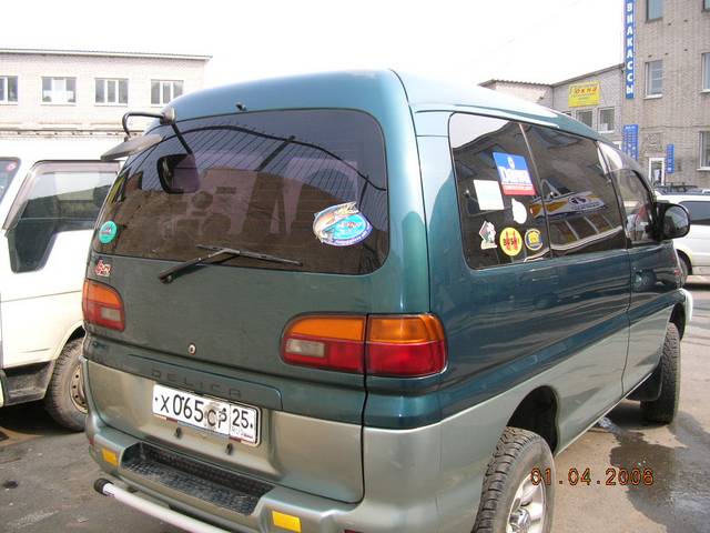 1994 Mitsubishi Delica