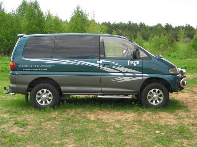 1994 Mitsubishi Delica
