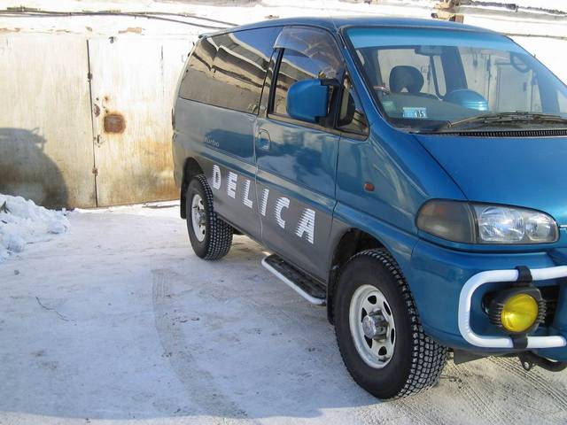 1994 Mitsubishi Delica