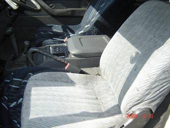 1994 Mitsubishi Delica Photos