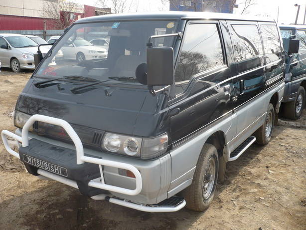 1994 Mitsubishi Delica