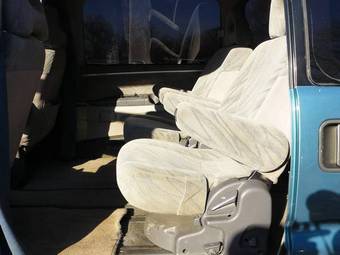 1994 Mitsubishi Delica Pictures