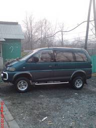 1994 Mitsubishi Delica Pictures