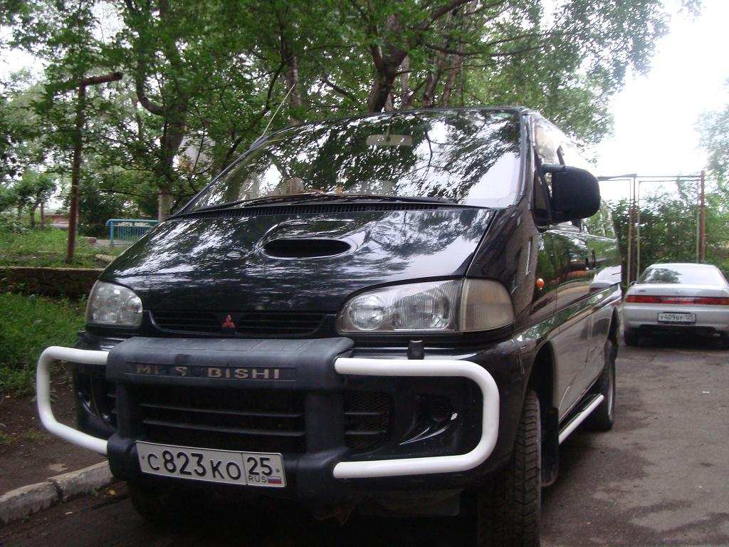 1994 Mitsubishi Delica