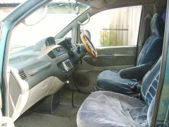 1994 Mitsubishi Delica Photos