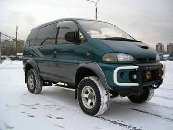 1995 Mitsubishi Delica
