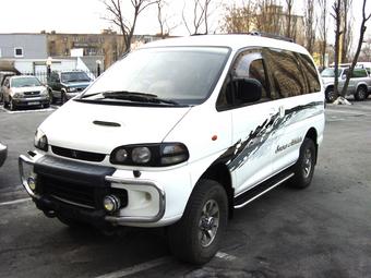 1995 Mitsubishi Delica