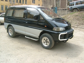 1995 Mitsubishi Delica