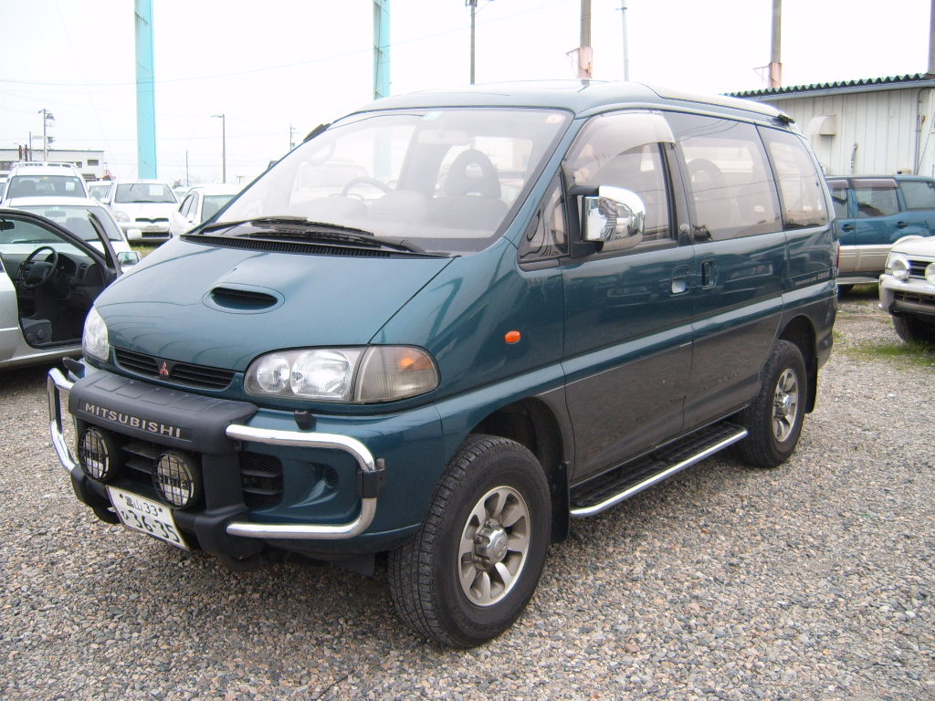 1995 Mitsubishi Delica