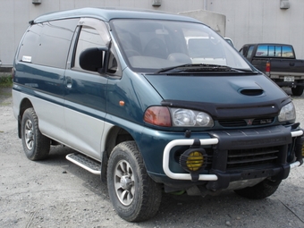 1995 Mitsubishi Delica